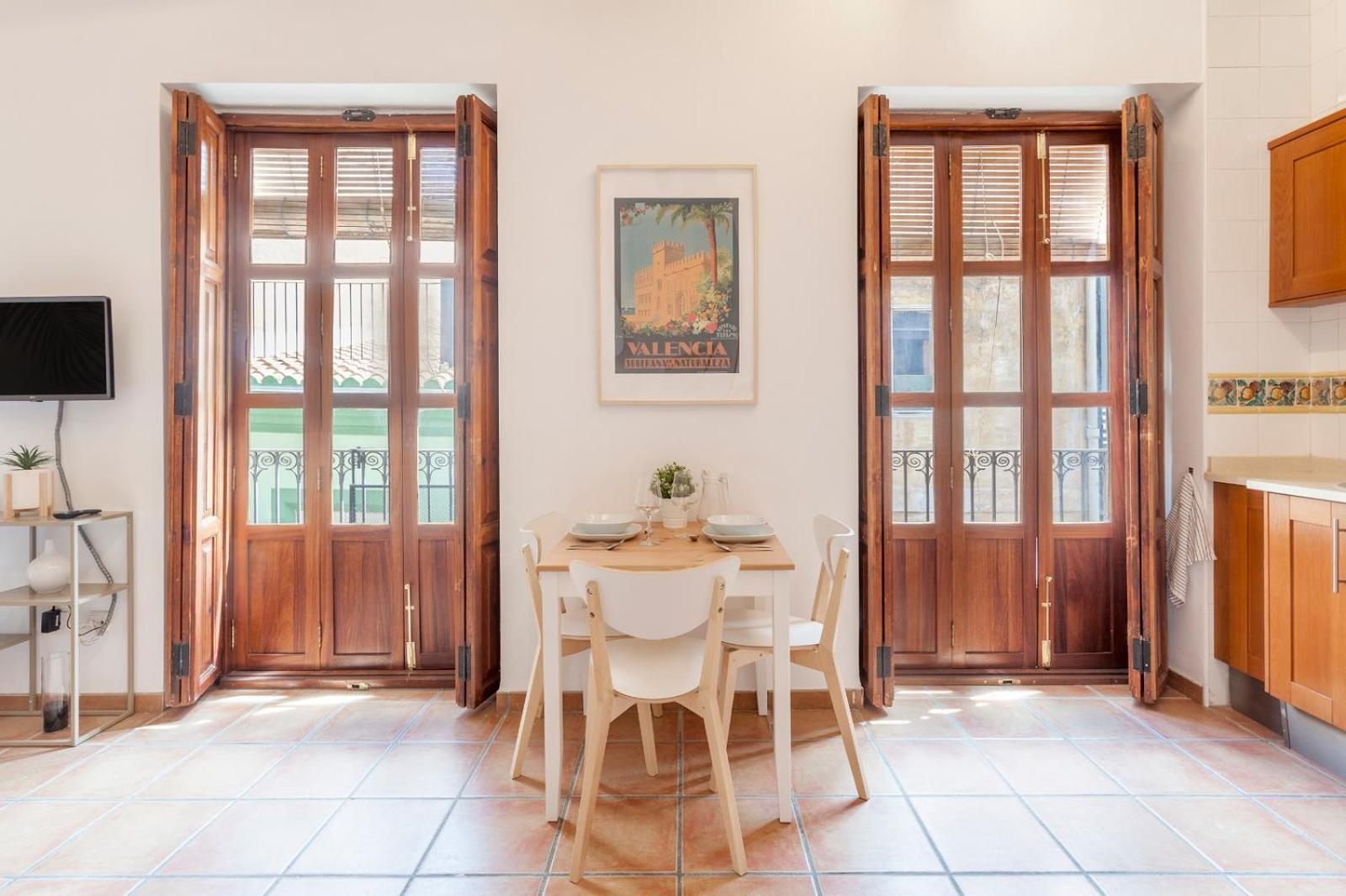 Loft Reformado Y Soleado Junto Al Mercado Appartamento